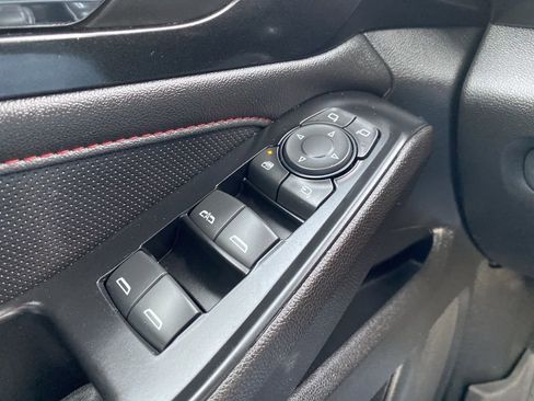 Certified 2023 Chevrolet Traverse RS w/ LPO, Floor Liner Package image 22