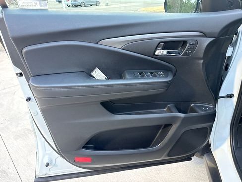 Used 2022 Honda Pilot Special Edition image 14