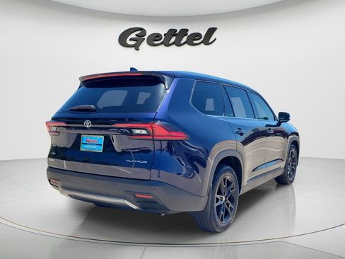Used 2025 Toyota Grand Highlander AWD image 5