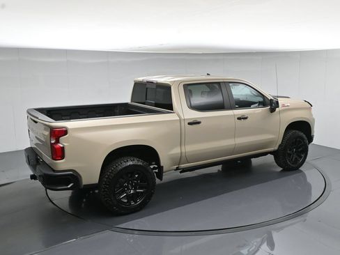 Used 2022 Chevrolet Silverado 1500 LT Trail Boss w/ Convenience Package II AWD/4WD image 43