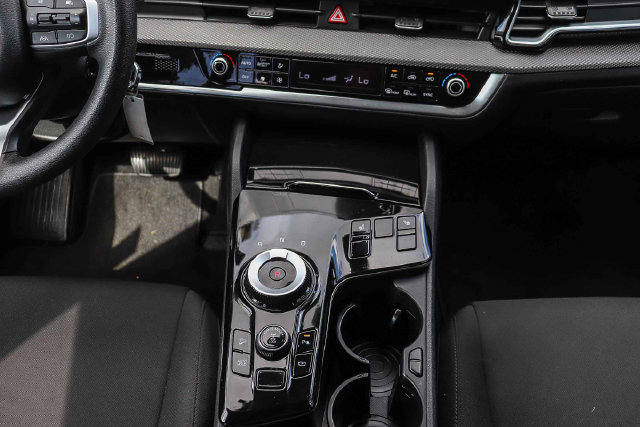 Certified 2023 Kia Sportage LX AWD/4WD image 14