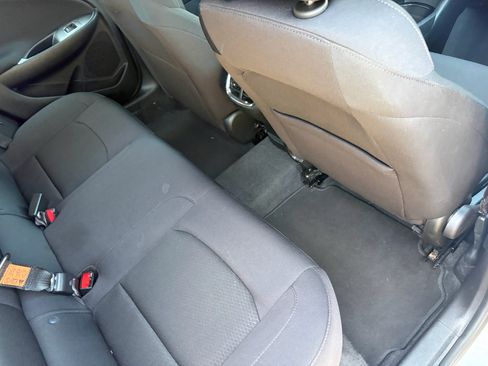 Used 2024 Chevrolet Malibu LT FWD image 23