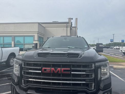 Used 2022 GMC Sierra 2500 AT4 w/ Gooseneck/5TH Wheel Package AWD/4WD image 2