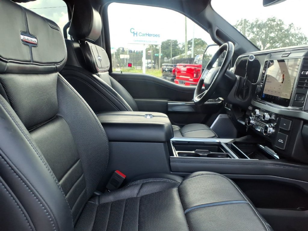 Used 2025 Ford F250 Platinum AWD/4WD image 12