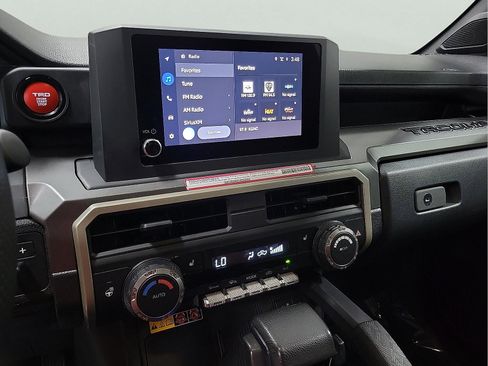 Certified 2024 Toyota Tacoma TRD Off-Road w/ TRD Off Road Upgrade Package AWD/4WD image 17