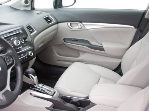 Used 2013 Honda Civic EX-L image 32