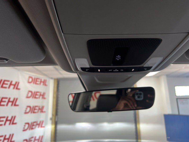 Used 2024 Honda CR-V EX-L image 29