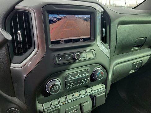 Used 2022 Chevrolet Silverado 1500 Custom image 14