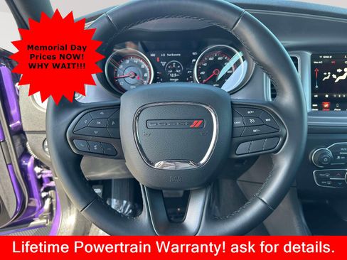 Used 2023 Dodge Charger SXT RWD image 16