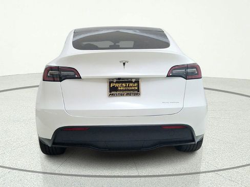 Used 2021 Tesla Model Y Long Range AWD/4WD image 5