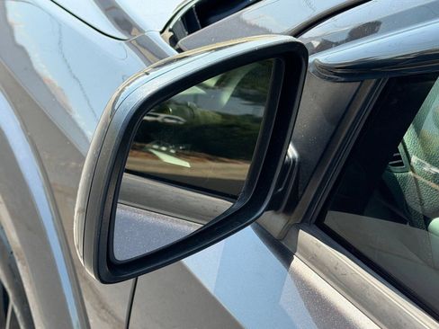 Used 2019 Dodge Journey SE w/ Blacktop Package FWD image 30