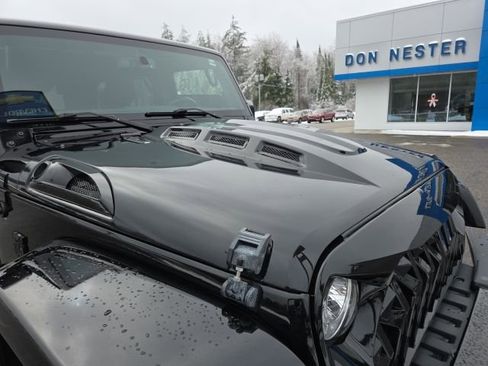 Used 2018 Jeep Wrangler Unlimited Sahara w/ Dual Top Group image 18