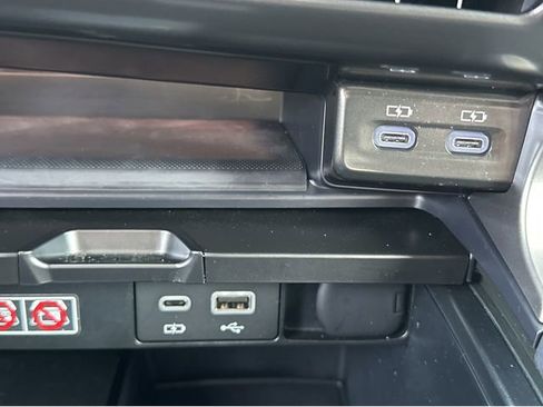 Certified 2025 Lexus RX 450h AWD w/ Luxury Package image 31