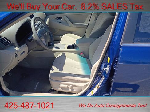 Used 2011 Toyota Camry LE FWD image 10