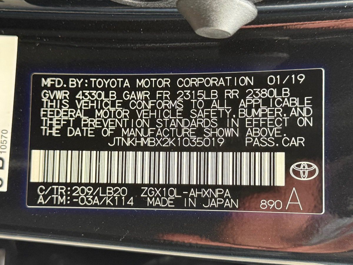 Used 2019 Toyota C-HR Limited FWD image 30