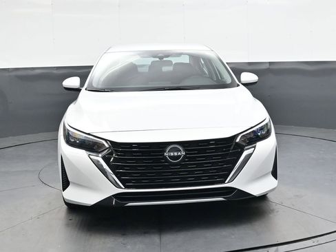 Certified 2025 Nissan Sentra S image 10