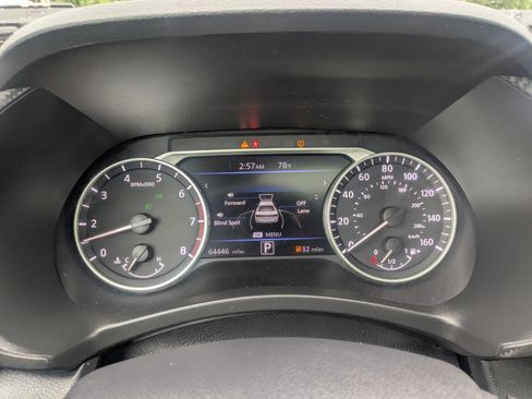 Used 2021 Nissan Sentra SR w/ SR Premium Package FWD image 16