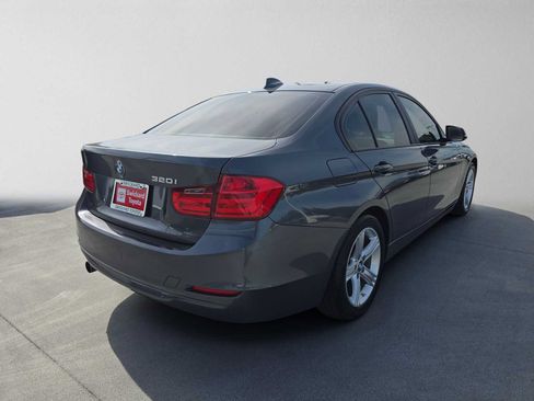 Used 2014 BMW 320i Sedan RWD image 3