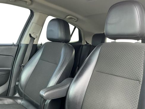 Used 2018 Buick Encore Sport Touring w/ Safety Package image 9