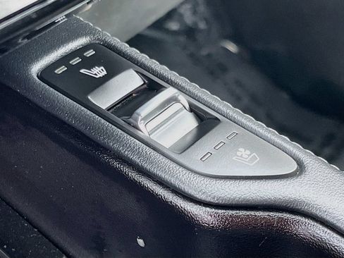 Used 2024 Kia Telluride EX X-Line AWD/4WD image 21