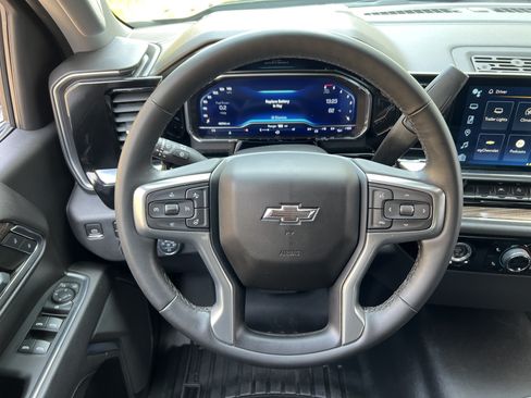 Used 2023 Chevrolet Silverado 1500 RST w/ Z71 Off-Road Package AWD/4WD image 26
