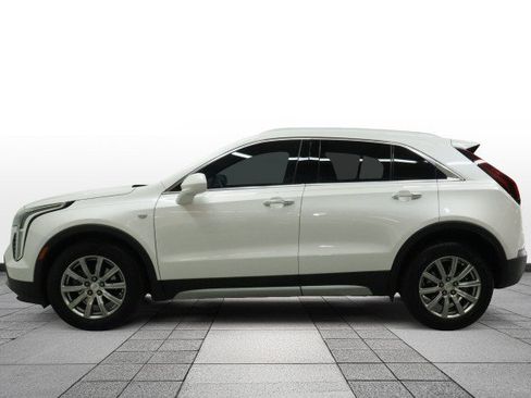 Used 2020 Cadillac XT4 Premium Luxury FWD image 4