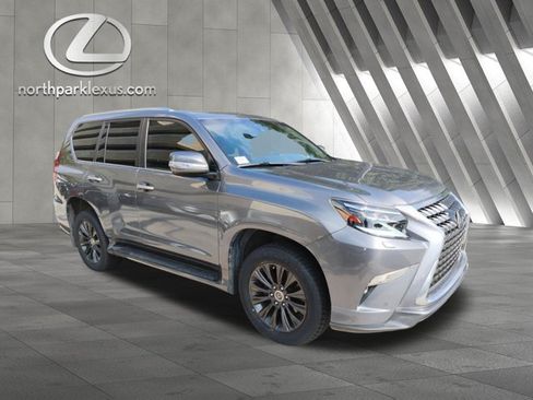 Certified 2022 Lexus GX 460 Premium w/ Accessory Package AWD/4WD image 5