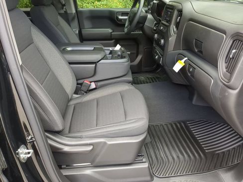 New 2026 Chevrolet Silverado 1500 Custom Trail Boss w/ Dark Appearance Package AWD/4WD image 32