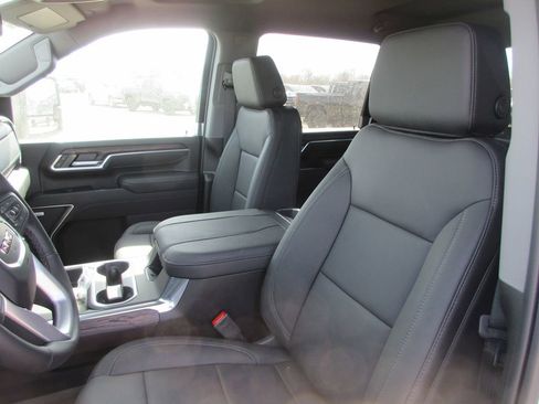 New 2026 GMC Sierra 2500 SLT AWD/4WD image 13