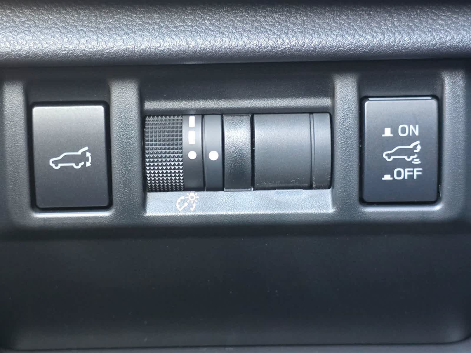 New 2026 Subaru Forester Premium AWD/4WD image 17
