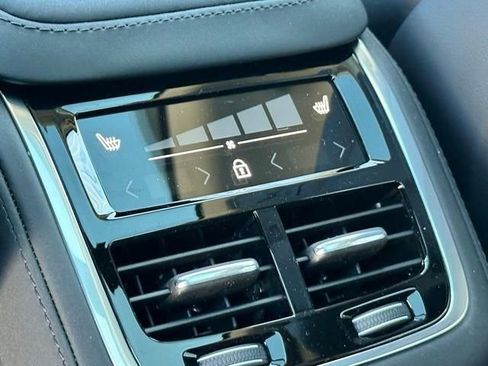 New 2026 Volvo XC90 B5 Core image 27