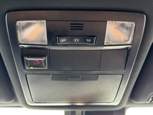 Used 2021 Toyota Tacoma TRD Sport w/ Technology Package RWD image 29
