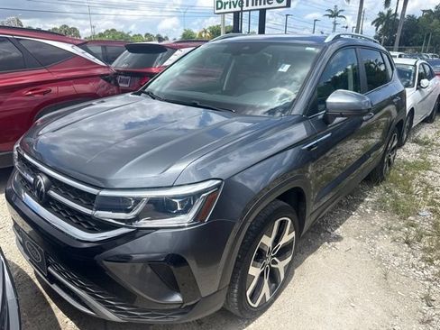 Used 2022 Volkswagen Taos SEL AWD/4WD image 1