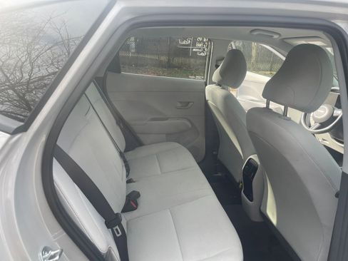 Used 2025 Hyundai Kona SEL image 23