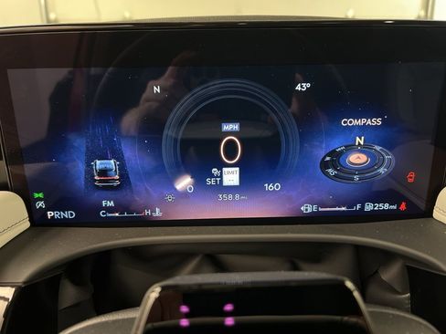 Used 2025 Lincoln Aviator Reserve w/ Equipment Group 201A image 21