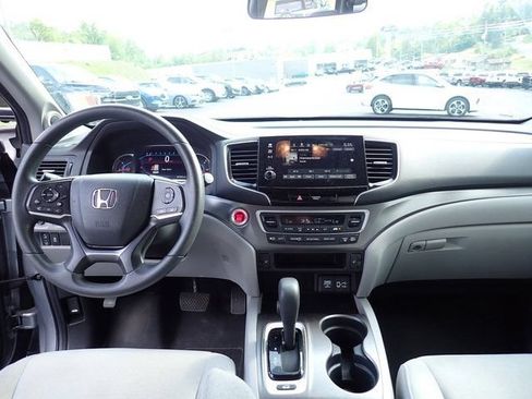 Used 2020 Honda Pilot EX image 13