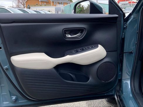 Used 2023 Honda HR-V LX image 22