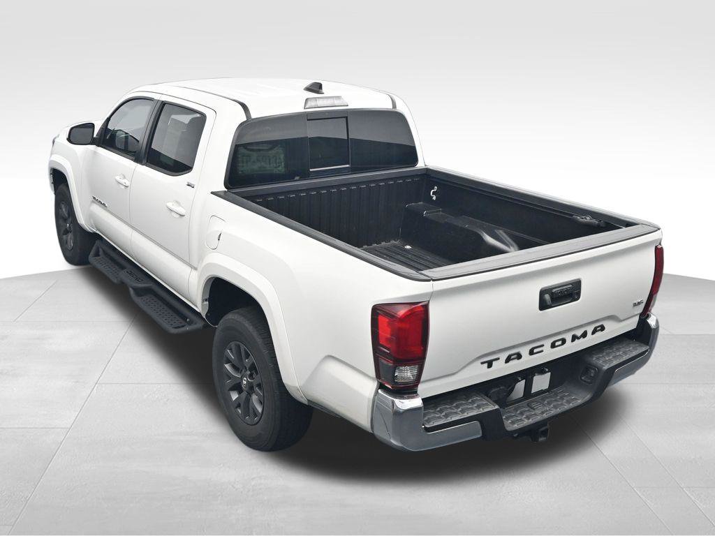 Used 2023 Toyota Tacoma SR5 RWD image 29