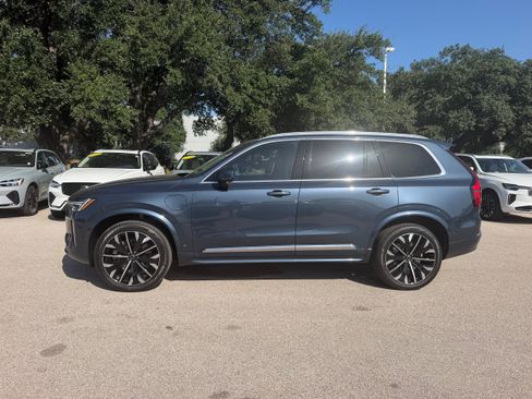 New 2026 Volvo XC90 T8 Ultra AWD/4WD image 3