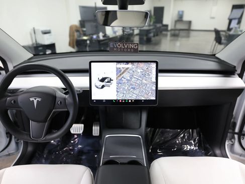 Used 2021 Tesla Model Y Performance AWD/4WD image 23
