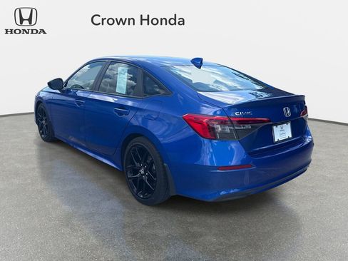 Used 2024 Honda Civic Sport image 3