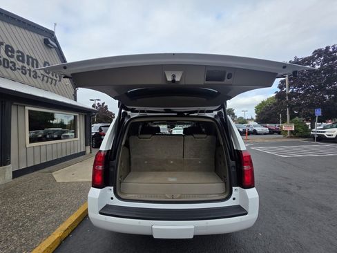 Used 2019 Chevrolet Tahoe LT AWD/4WD image 9