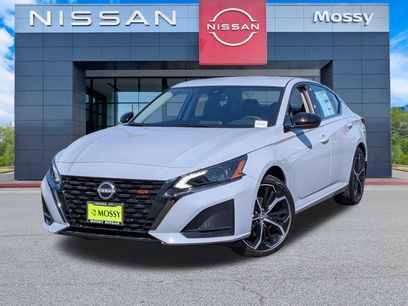 New 2025 Nissan Altima 2.5 SR