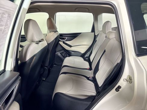 Used 2019 Subaru Forester image 19