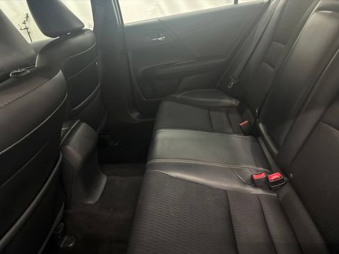 Used 2016 Honda Accord Sport image 20