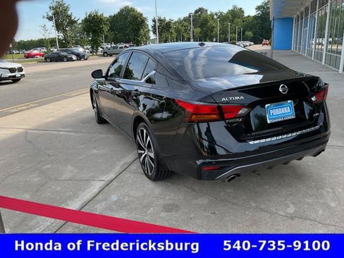 Used 2021 Nissan Altima 2.5 SR w/ SR Premium Package AWD/4WD image 3
