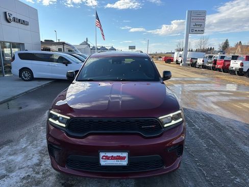 Used 2023 Dodge Durango GT image 3