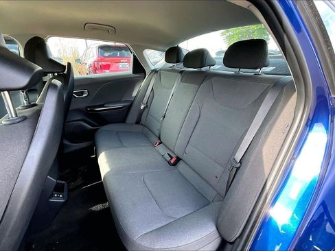 Used 2025 Kia K4 FWD image 22