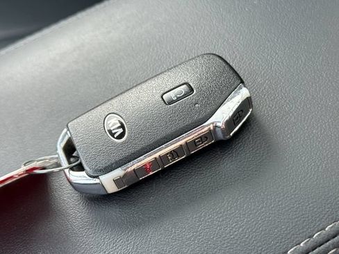 Used 2021 Kia Sorento SX AWD/4WD image 29