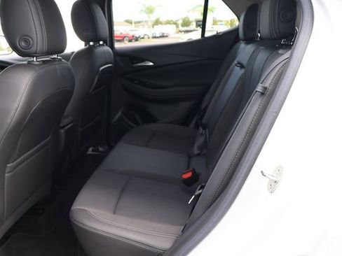 Used 2022 Buick Encore GX Select w/ Sport Touring Package FWD image 15